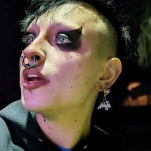 Meet your Posher, Sara